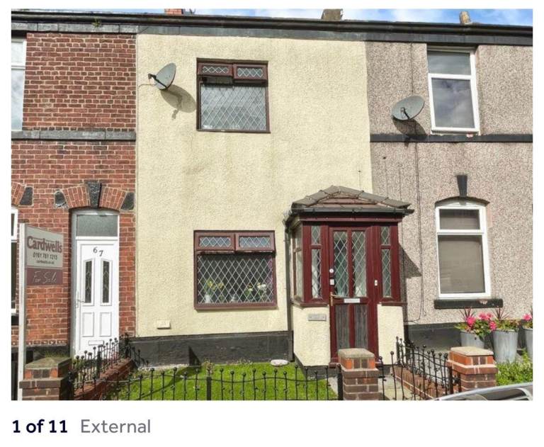 2 Bedroom Mid-Terrace for rent, Bury BL9- £1,150 pm