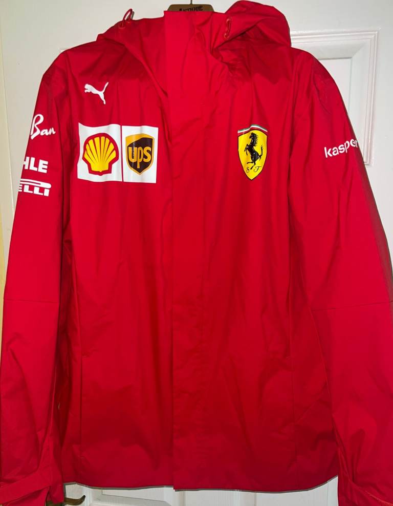 Scuderia Ferrari F1 Racing Jacket (M)