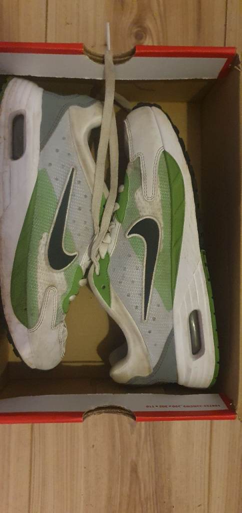 Nike Air Max Trainers - White, Green & Black, size 5