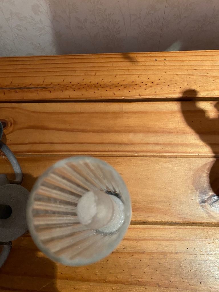 Bathroom light fitting