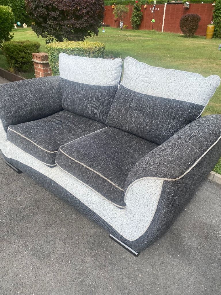 X2 sofas 2 & 3 seater– Good Condition