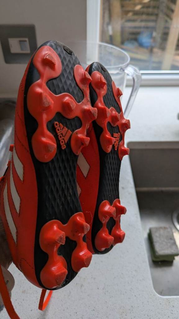 Football boots size 3