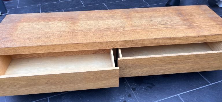 Solid wood TV stand with Drawers