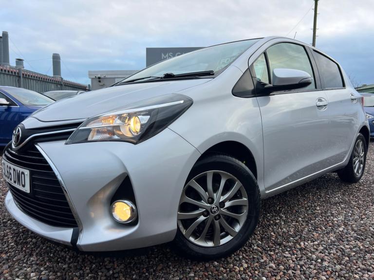 2016 Toyota Yaris 1.33 VVT-i Icon 5dr HATCHBACK Petrol Manual