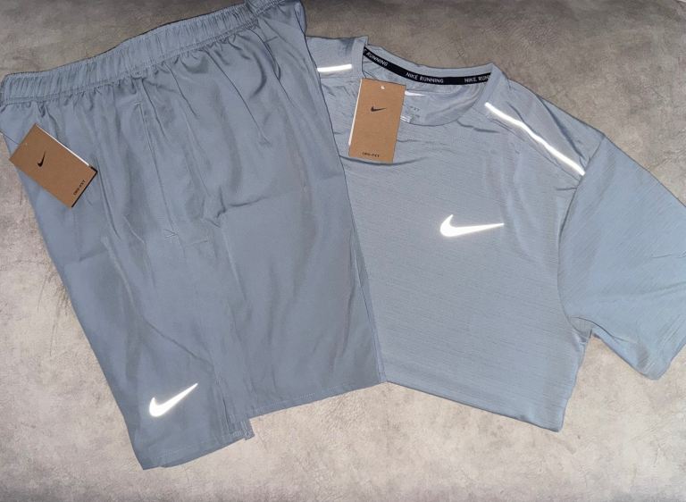 Men's clothing