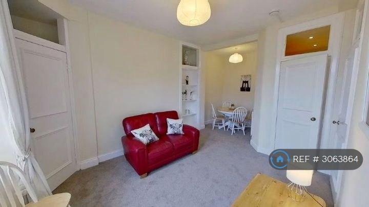 1 bedroom flat in Springvalley Terrace, Edinburgh, EH10 (1 bed) (#3063864)
