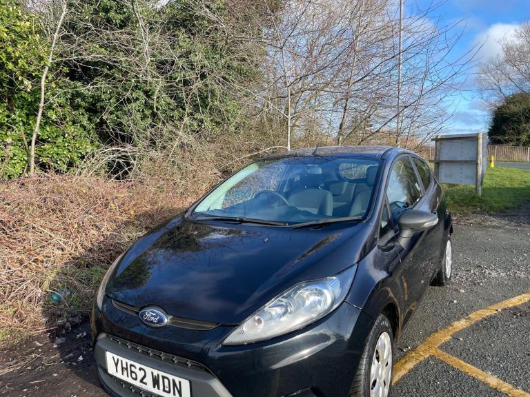 FORD FIESTA 1.2 STUDIO 62 REG BLACK 3 DOOR 1 OWNER MOT APRIL 5TH 2026 TAX £165 LOW INSURANCE 50+MPG