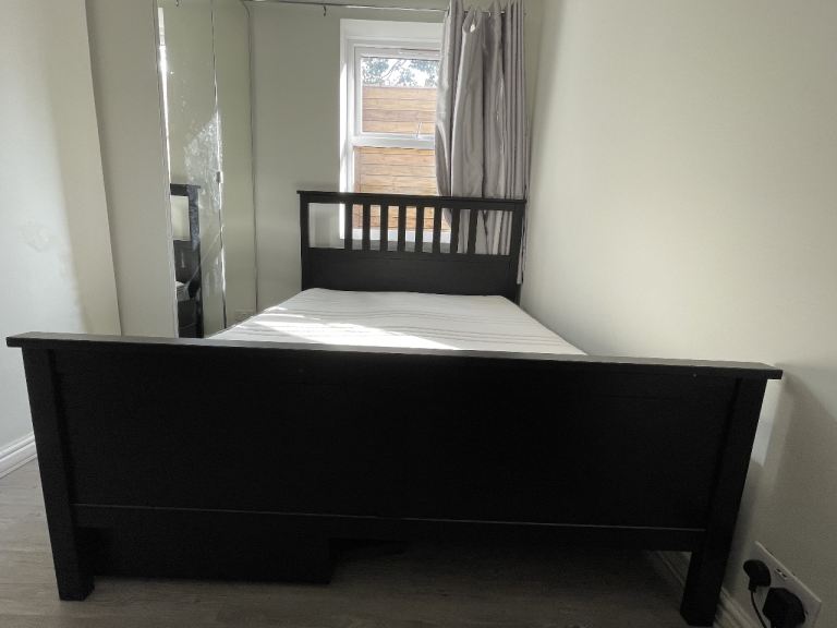 IKEA HEMNES King Bed Frame + 3 Storage Drawers — Black-Brown