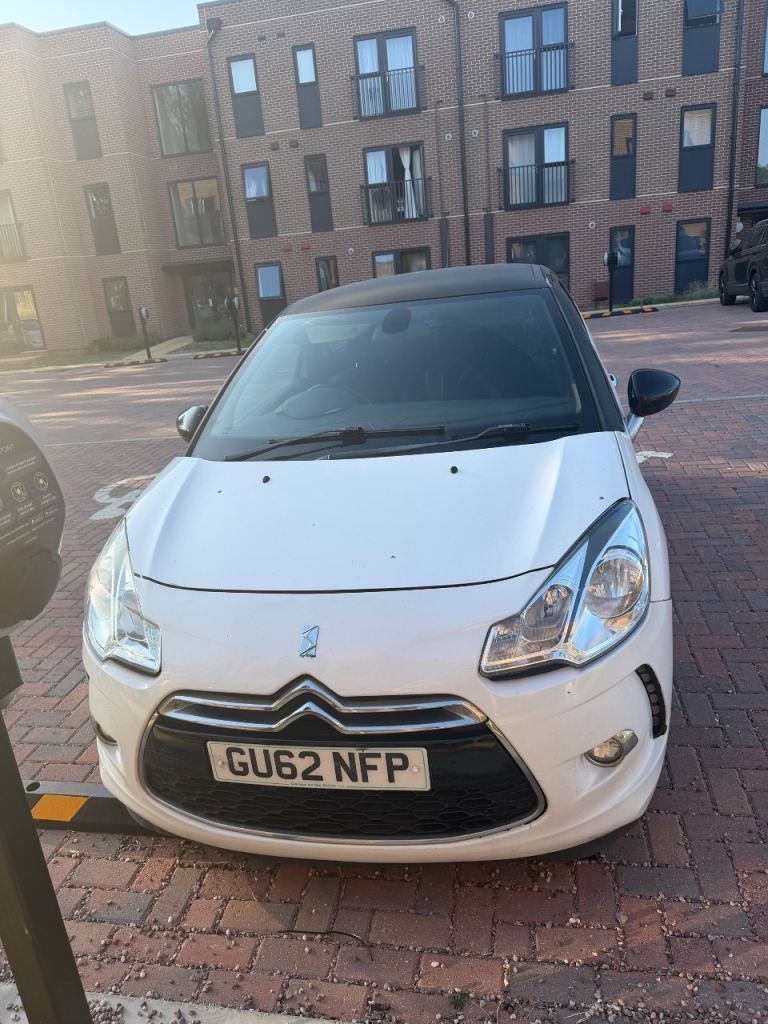 Citroen, DS3, Hatchback, 2012, Manual, 1560 (cc), 3 doors