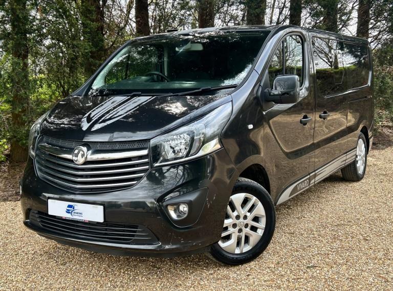 68(18) VAUXHALL VIVARO Sportive Ltd Edition 2900 L2 LWB Crew Van 1.6CDTi 58k