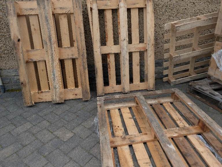 Free wood - pallets and crates for garden projects or planters