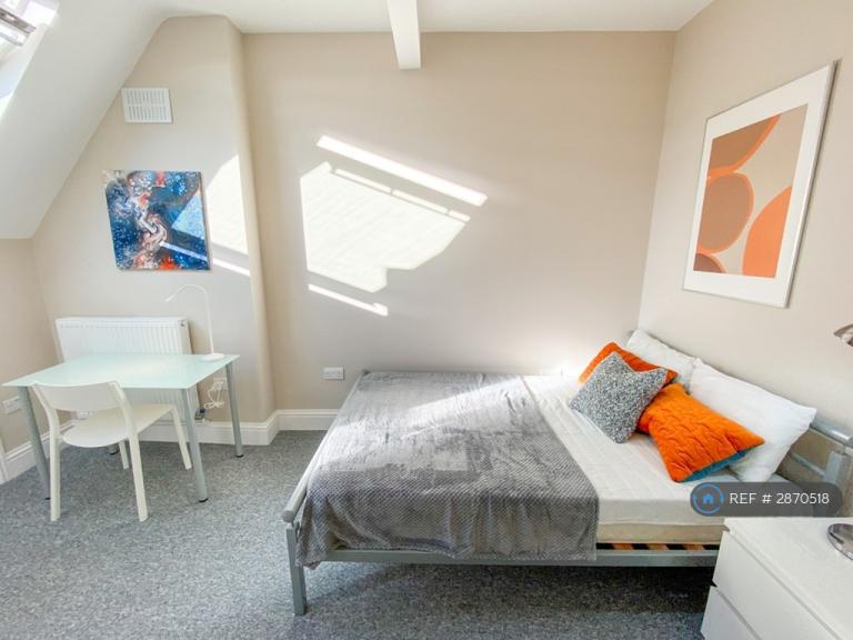 1 bedroom in Mayfield Road, South Croydon, CR2 (#2870518)