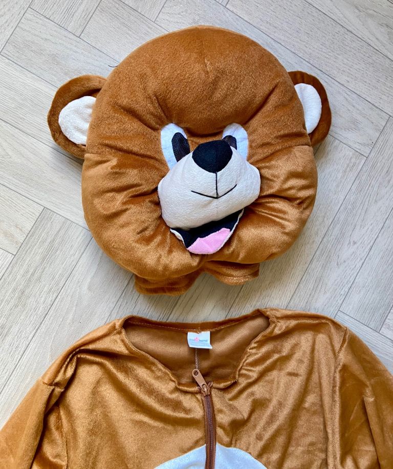 Bear Mascot Fancy Dress costume. All In One And Full Head Bear Mask. M 7-10 Yrs