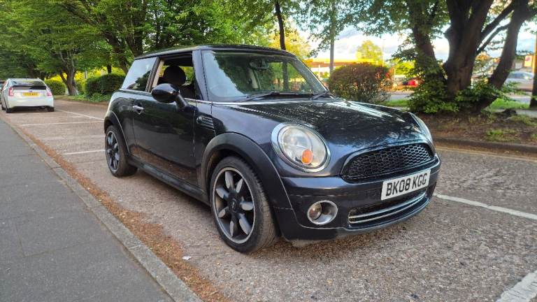 MINI COOPER 1.6 PETROL ULEZ FREE! MOT! SERVICE