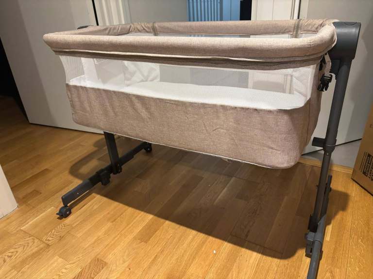 Kinderkraft Neste UP 2 Bedside Crib, Travel Cot, Co-Sleeping Bed