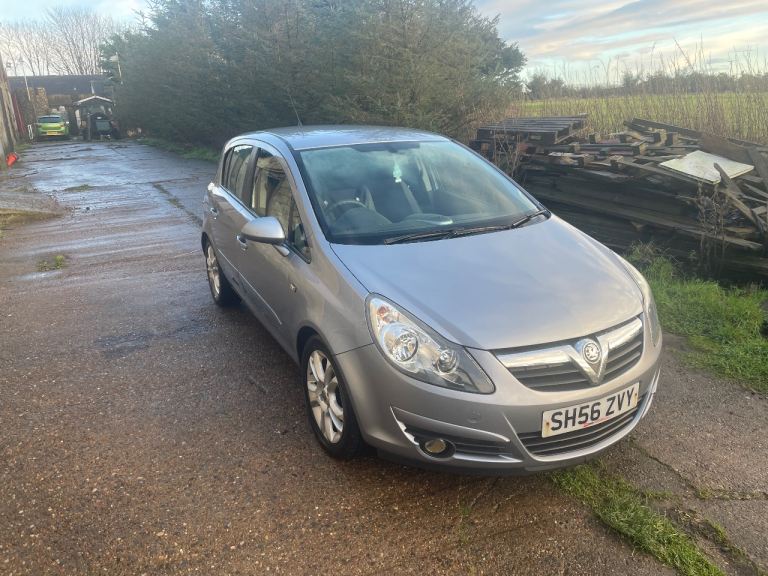 image for Corsa 1.2 years mot full service history 
