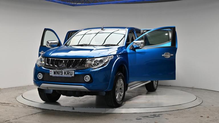 2019 Mitsubishi L200 2.4 DI-D DC Barbarian 4WD Euro 6 4dr PICK UP Diesel Manual