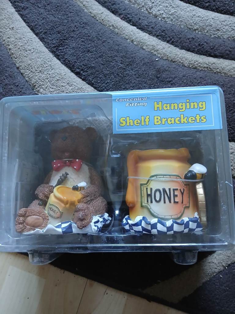 Slotz Hanging Shelf Brackets (HONEY) only £2, **BRAND NEW**