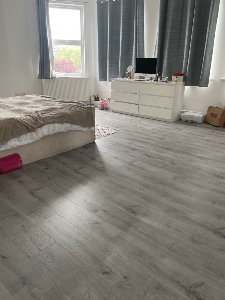 NEWLY REFURBISHED 3 BEDROOM FLAT LOCATED IN THE HEART OF LEYTON!
