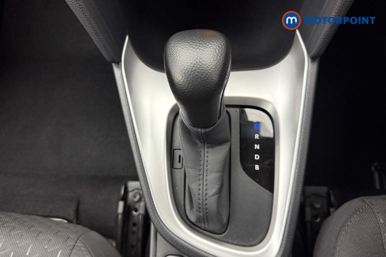 2024 Toyota Yaris Cross 1.5 Hybrid Icon 5dr CVT HATCHBACK PETROL/ELECTRIC Automatic