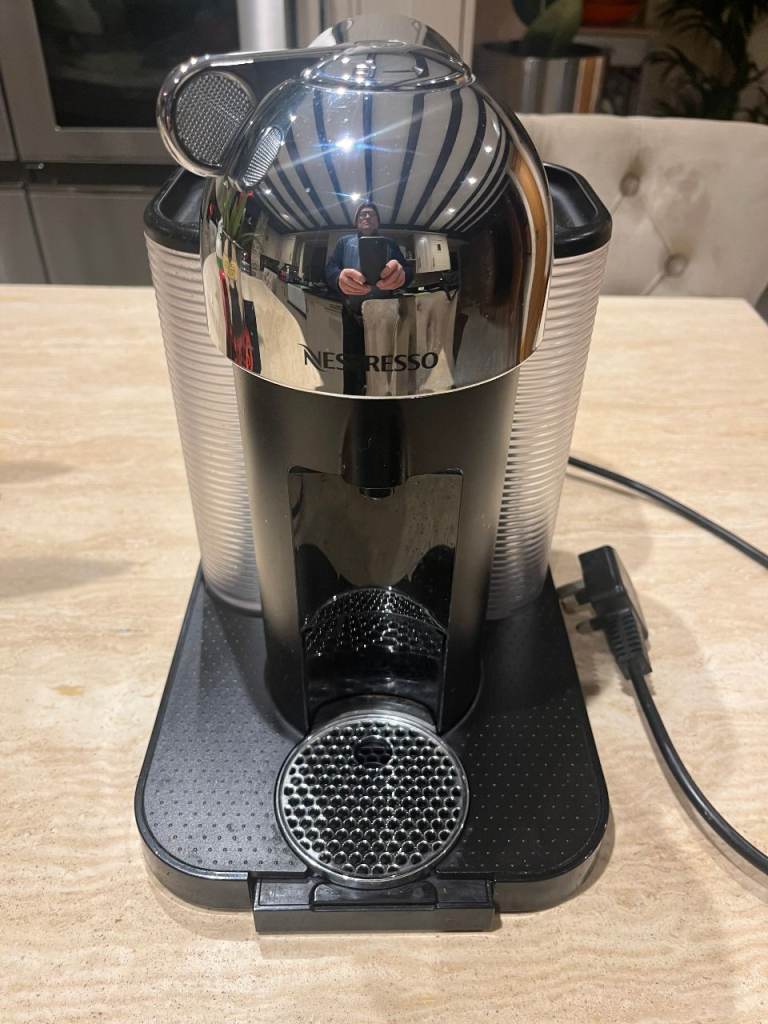 Krups Nespresso Vertuo coffee machine XN901840