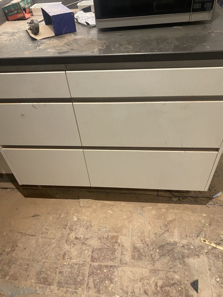 Kitchen drawer with 30mm quartz worktop very good condition 