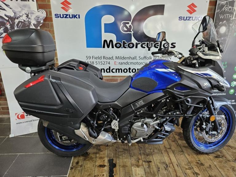 V-Strom 650cc 2023 with full Givi Monokey luggage
