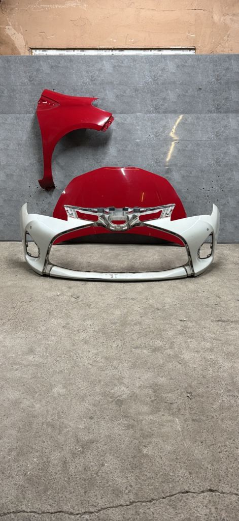 Toyota Yaris bonnet bumper drivers wing 2014-2018 