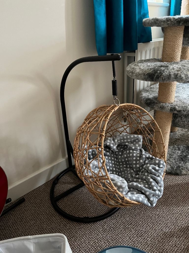 Cat swinging bamboo chair/ seat 