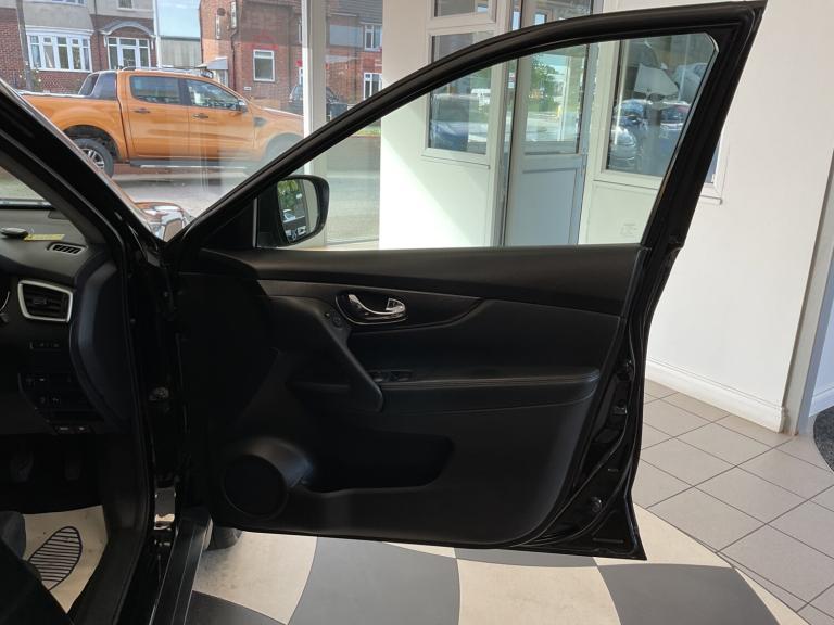 2016 Nissan X-Trail 1.6 dCi N-Vision 5dr [7 Seat] ESTATE Diesel Manual