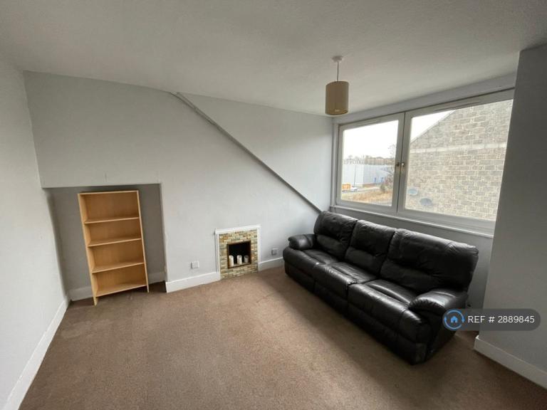 1 bedroom flat in Lamond Place, Aberdeen, AB25 (1 bed) (#2889845)
