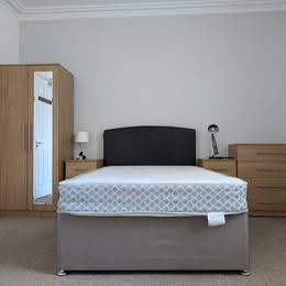 Large  Double Room to Rent! in a Shared Semi-detached House