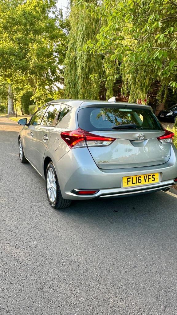 Toyota, AURIS, Hatchback, 2016, Manual, 1598 (cc), 5 doors