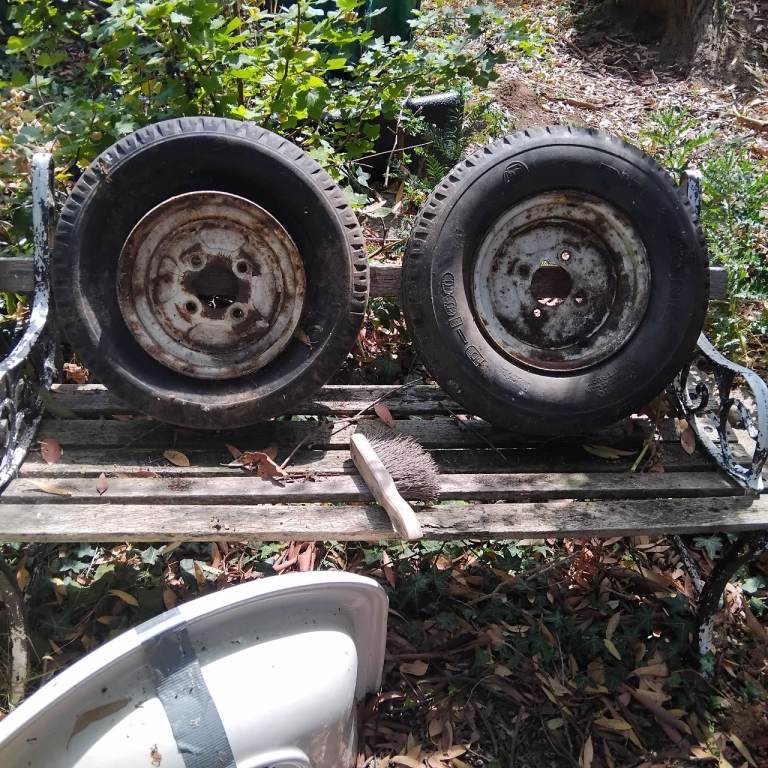 Trailer wheels 