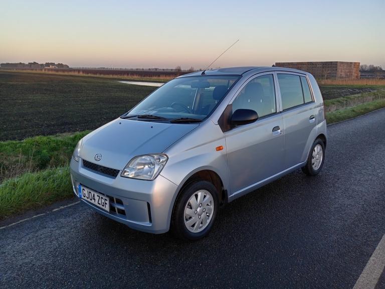2004 Daihatsu Charade 1.0 SL 5dr Auto SHOWROOM CONDITION CAN SECURE 24/7 DELIVERY AVALIABLE  HATC...