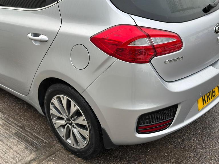 2016 Kia Ceed 1.6 CRDi ISG 3 5dr HATCHBACK DIESEL Manual