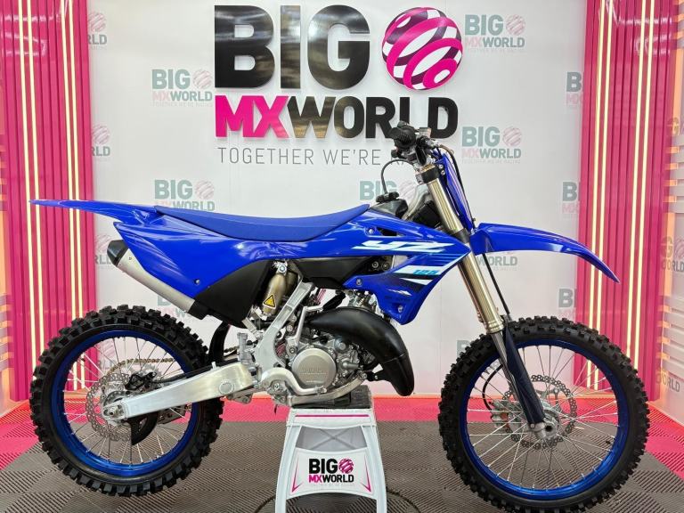 Yamaha YZ 125 2025 - ONLY 15 MINS USE 2 LAPS - AsNew - Manual & Spares
