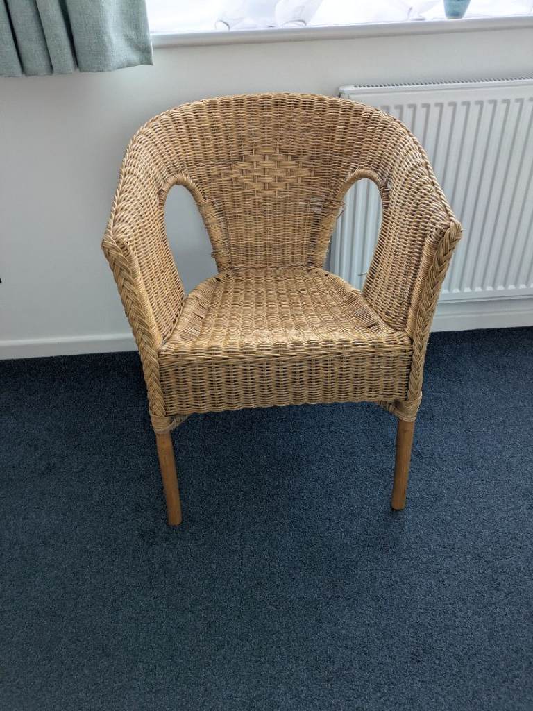 Free wicker chair 