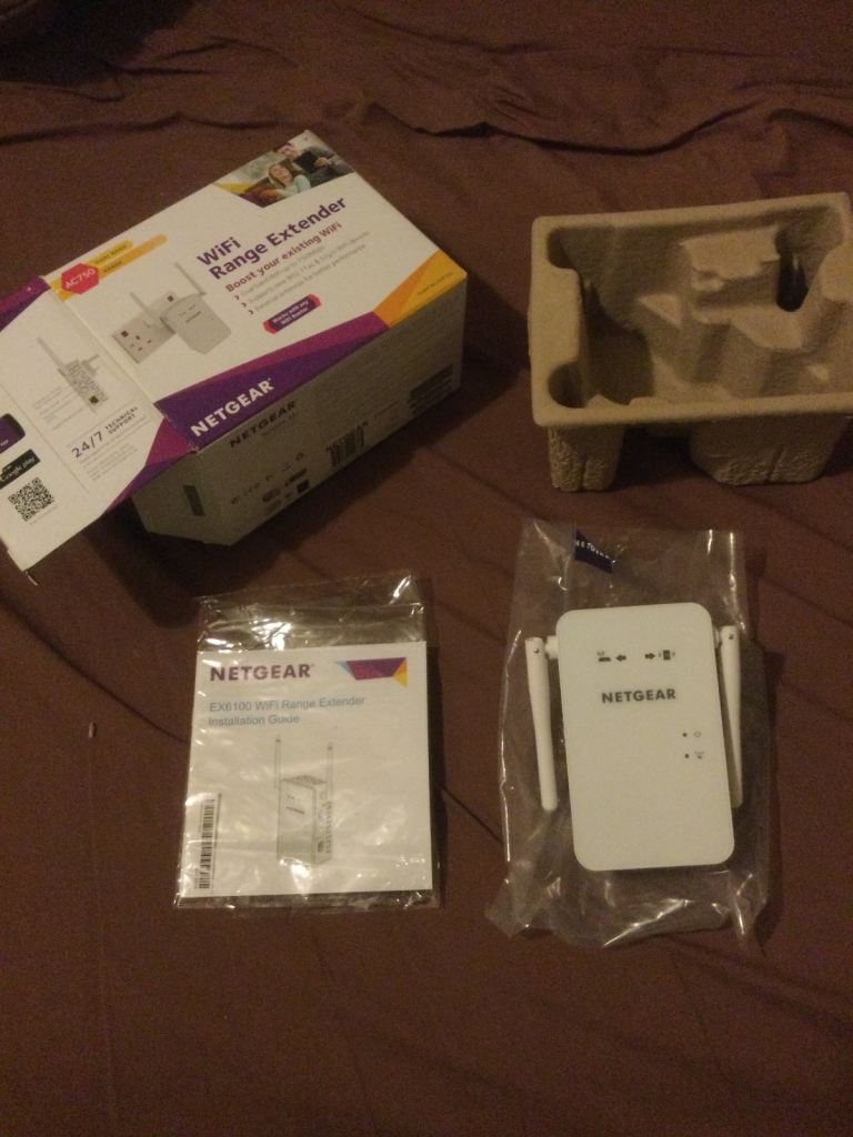 NETGEAR AC750 DUAL BAND WI-FI RANGE EXTENDER - MODEL EX6100 - BRAND NEW!