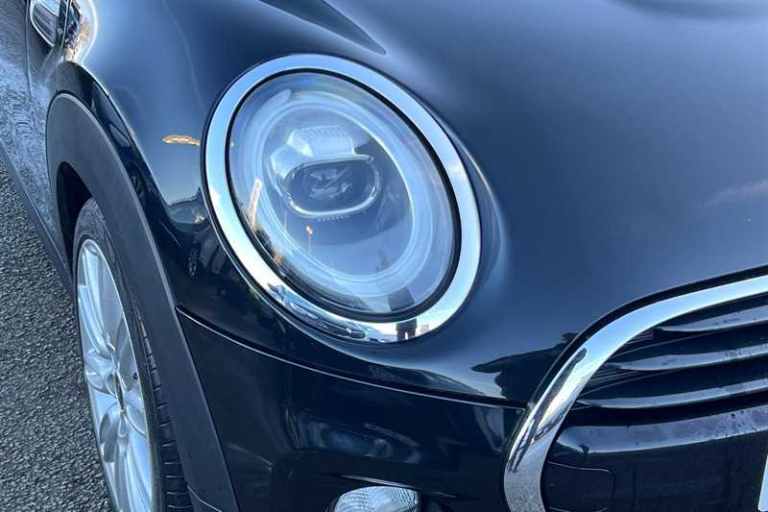 2018 MINI Hatch 1.5 Cooper Hatchback 3dr Petrol Steptronic Euro 6 (s/s) (136 ps) Hatchback Petrol...