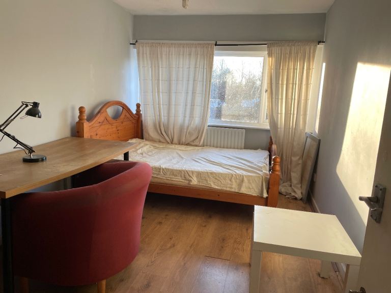 Double room for single working person