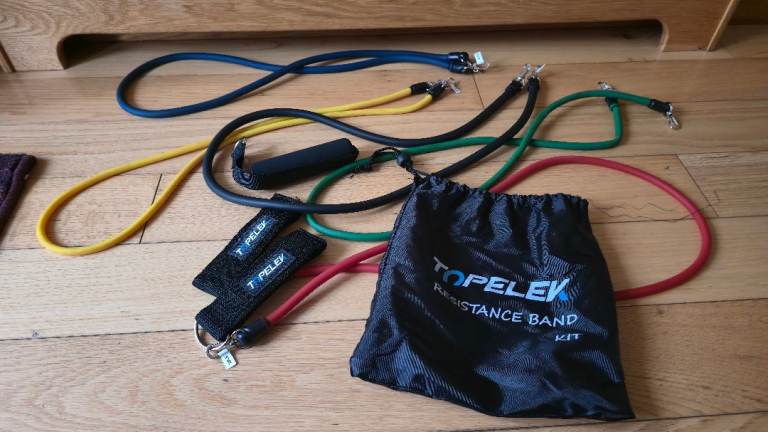 TOPELEK Colour-Coded  Resistance Tube Kit with Bag (Incomplete but Immaculate) 