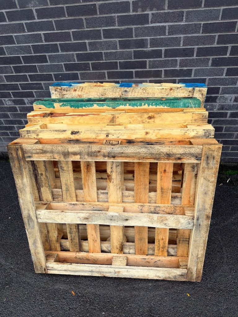 5 x Wooden Pallets -