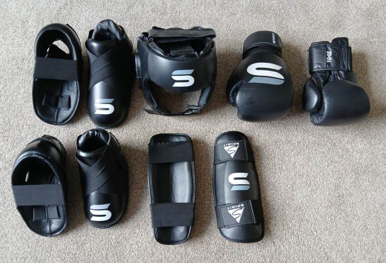 Martial Arts, Kick Boxing, MMA, Tae Kwon Do, Protective Pad Set