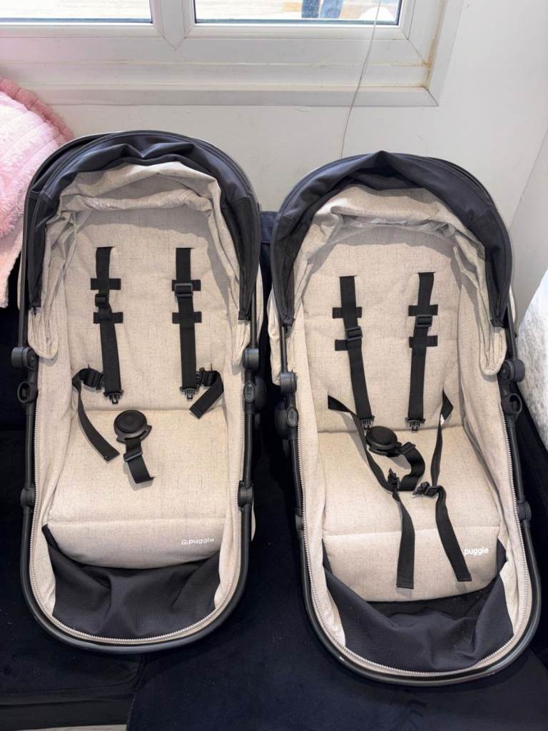 Puggle Double Pram 