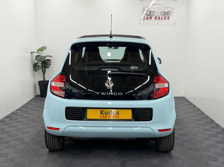 2016 Renault Twingo 1.0 SCe THE COLOUR RUN 5dr - LOW 57000 miles - ELEC PAN ROOF - FSH HATCHBACK ...