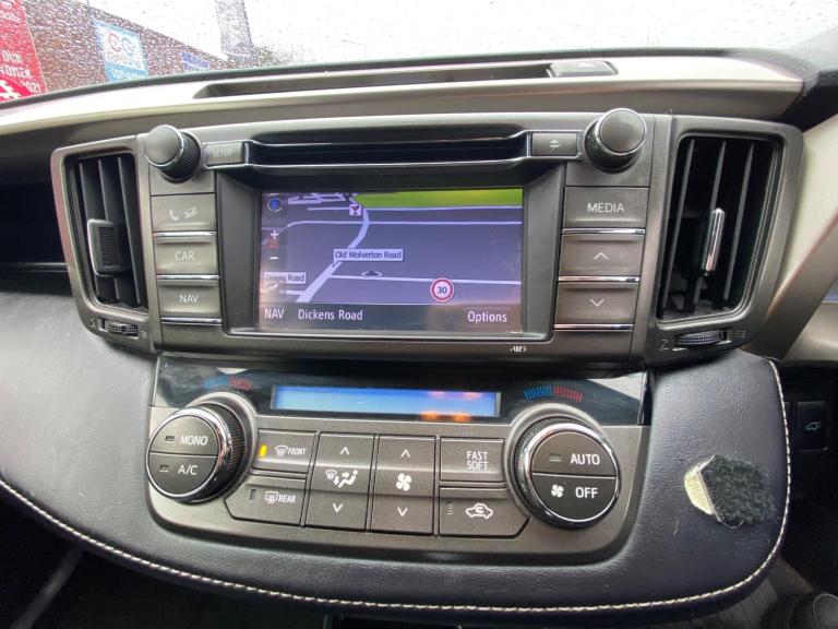 2013 Toyota RAV4 2.2 D-4D Invincible 4WD Euro 5 5dr ESTATE Diesel Manual