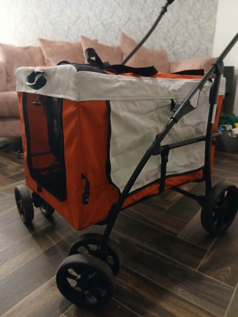Dog stroller/buggy