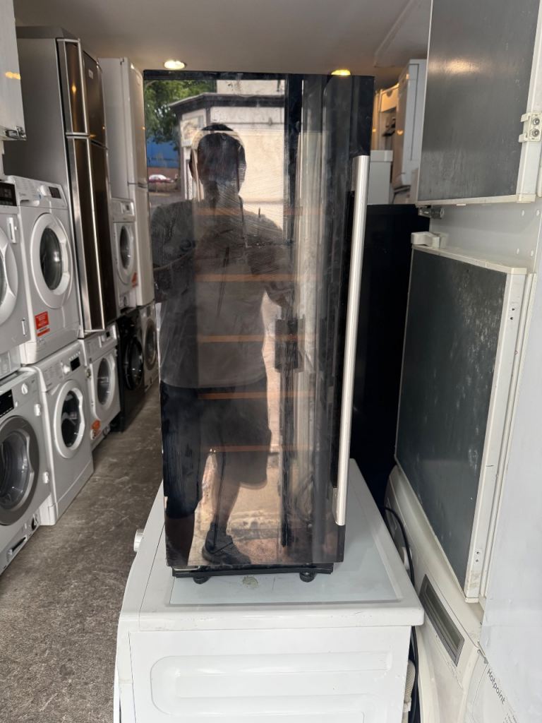 Caple Wine Cabinet Cooler - Black, Good Condition With free Delivery 🚚 