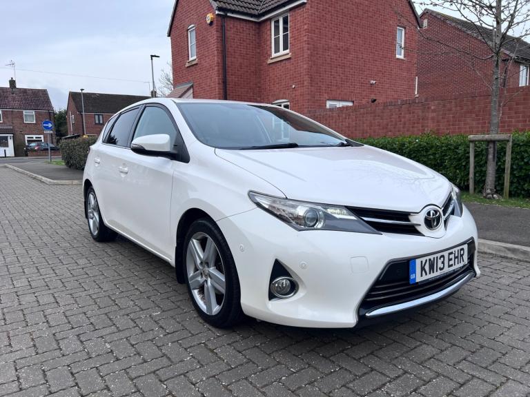 2013 Toyota Auris 1.6 V-Matic Excel 5dr HATCHBACK Petrol Manual